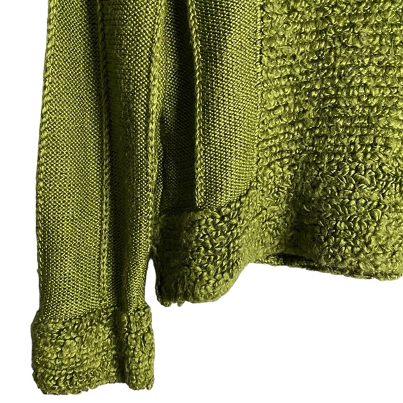 Razzle Dazzle Women's Green Sherpa Patterned Turtleneck Sweater - Picture 4 of 8